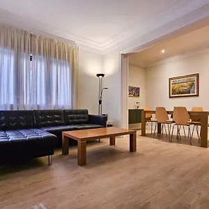 Apartment Classbedroom Park Gueell, Barcelona