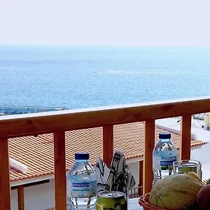 https://ocean-view-apartment-over-los-cristianos-playa-las-vistas.in-canary-islands.com
